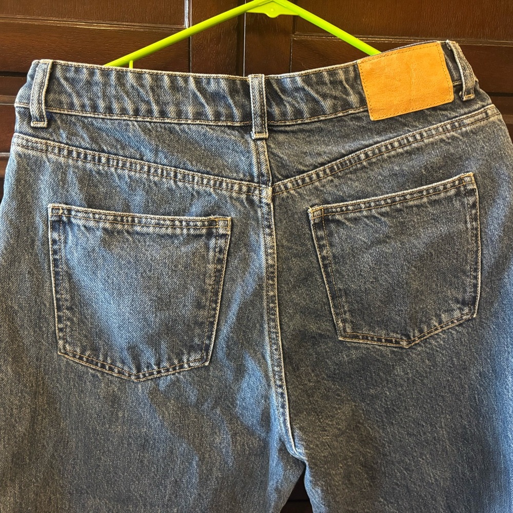 H&M Women's High-Rise Washed Blue Jeans with Tan Patch